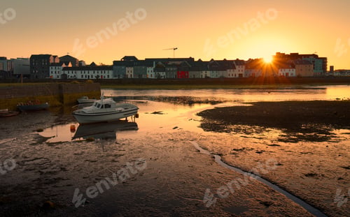 Preview: sunrise atblang walk, claddagh, galway, Ireland