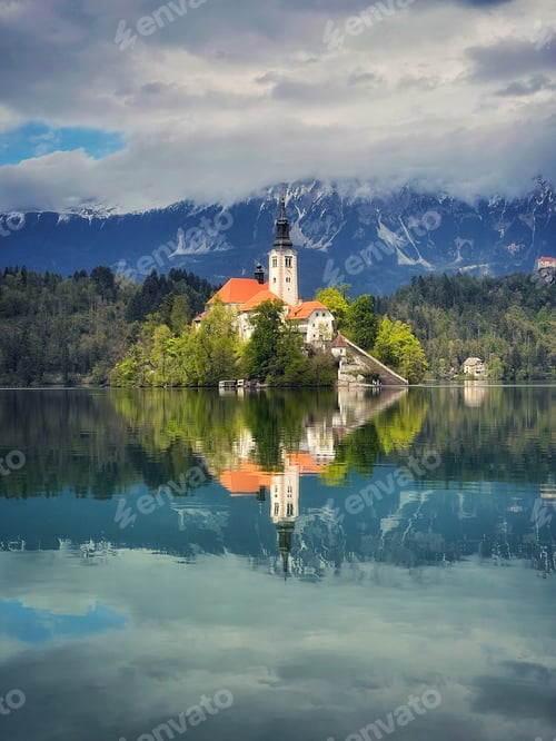 Preview: Lake Bled on a spring day