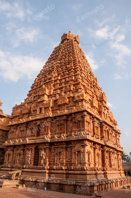 Preview: Brihadeeswarar Temple in Thanjavur, UNESCO World Heritage Site.