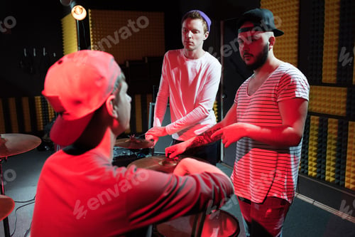 Preview: Musicians Discussing Song