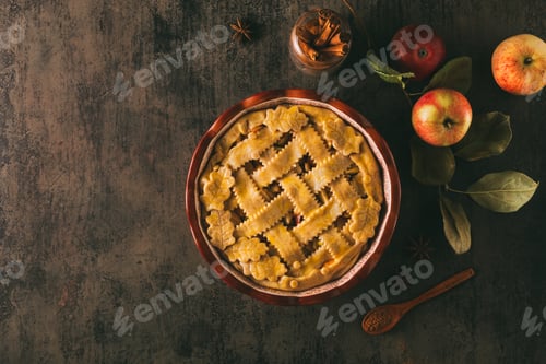 Preview: Homemade Apple pie with cinnamon and pecan