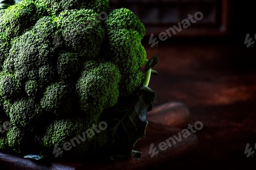 Preview: Big head of fresh green broccoli
