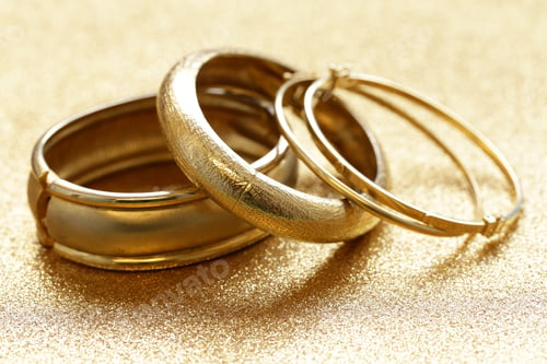 Preview: Gold Jewelry