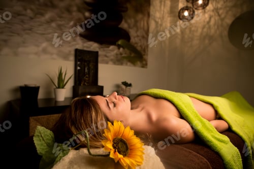 Preview: Woman in Spa
