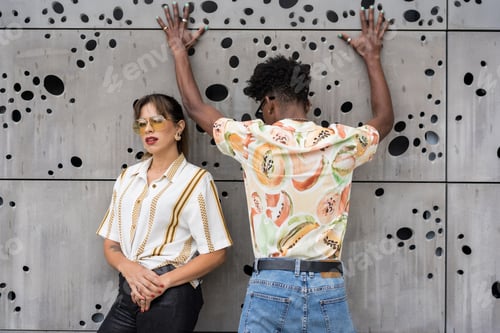 Preview: Mulit-ethnic young people posing on the street