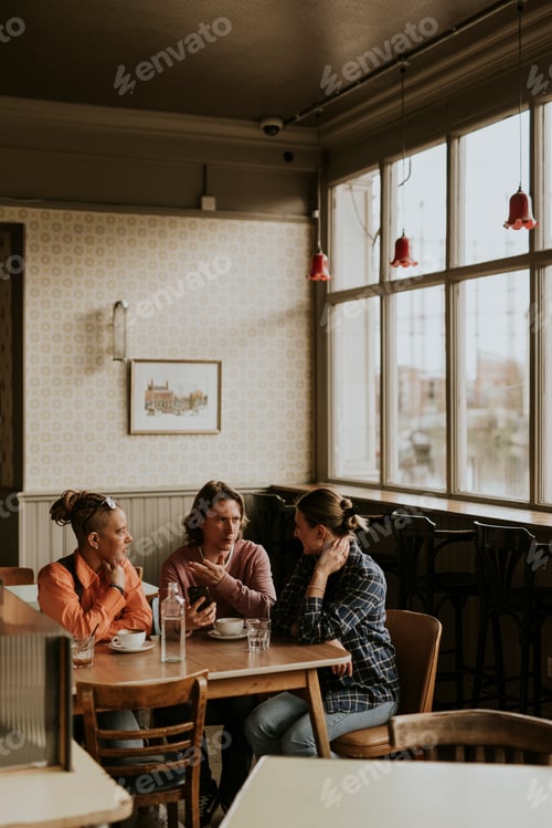 Preview: Friends hanging out at cafe
