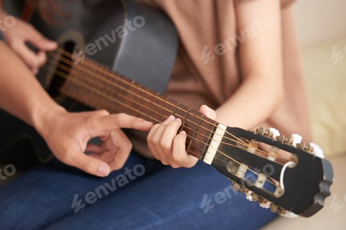Preview: Attending guitar class