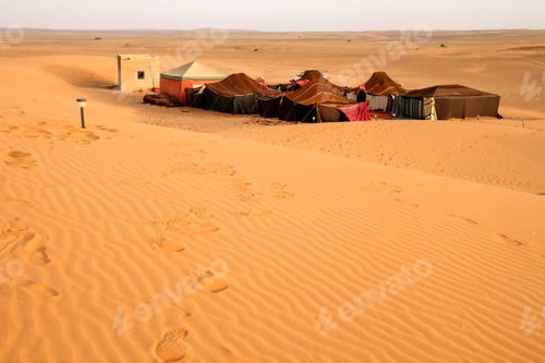 Preview: Bedouin desert camp