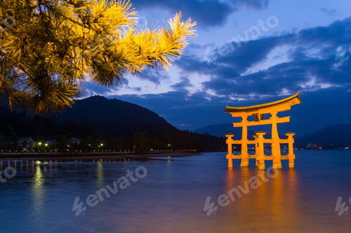 Preview: Itsukushima Shrine at sunset