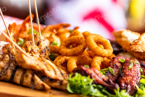 Preview: Grilled snack plate served in american restaurant