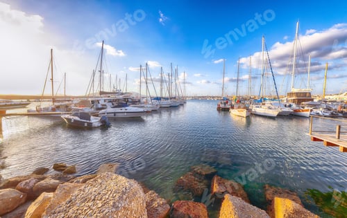 Vista previa: Fantastic evening view of Alghero port