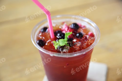Preview: Berries Tea