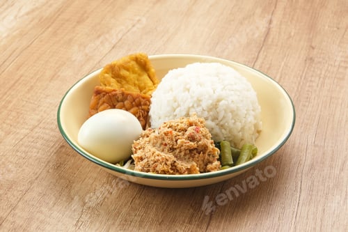 Preview: Nasi Gudangan or Nasi Urap