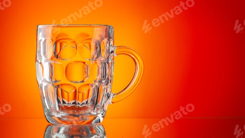 Preview: Empty beer glass