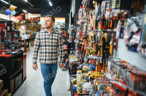 Preview: A large selection of tools and various household and construction goods