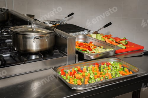Preview: real restaurant kitchen
