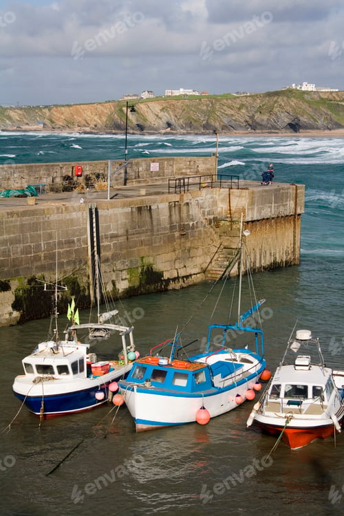 Preview: Fishing boats in Newquay Harbor - Cornwall - United Kingdom