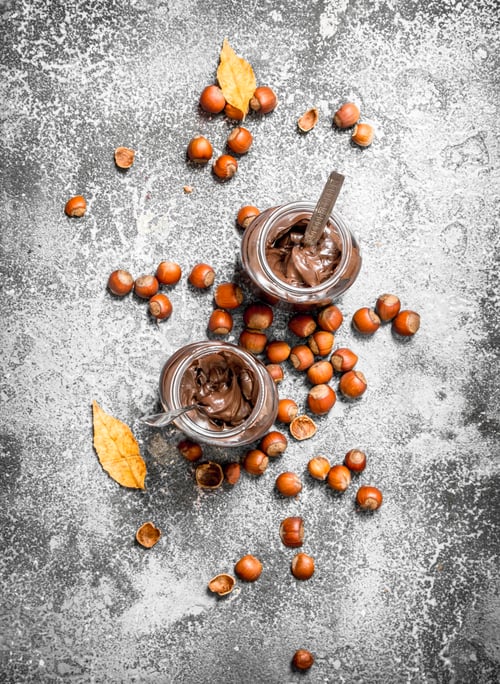 Preview: Chocolate butter with hazelnuts.