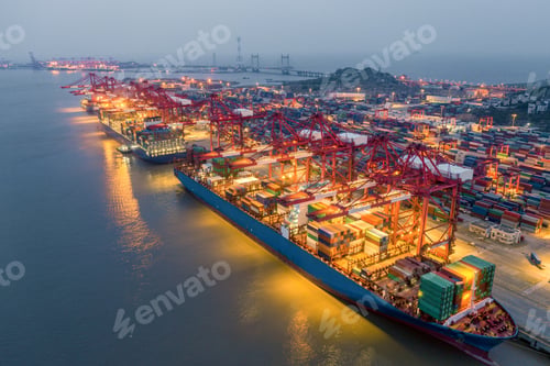 Preview: Shanghai port
