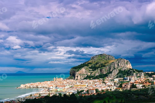 Preview: panorama of the old city