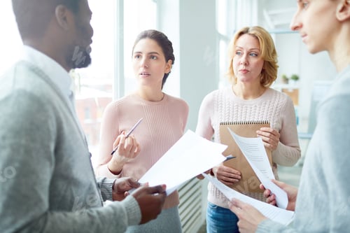 Preview: Colleagues at briefing