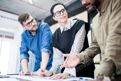 Preview: Working in team at office