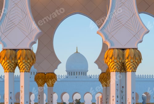 Preview: Sheikh Zayed Grand Mosque Center, Abu Dhabi in United Arab Emirates or UAE. Muslim building.
