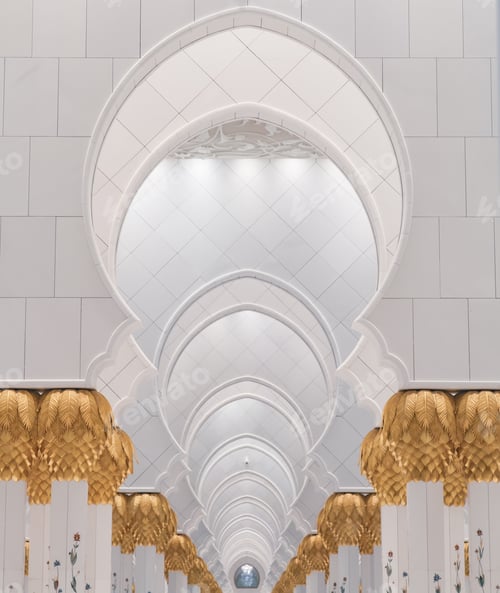 Preview: Sheikh Zayed Grand Mosque in Abu Dhabi is worship place and popular touristic attraction .