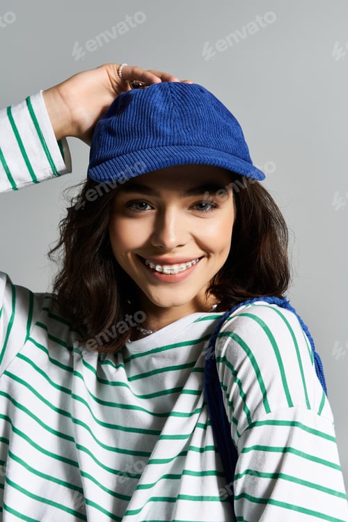 Preview: Bright summer vibes shine through in stylish young womans joyful expression