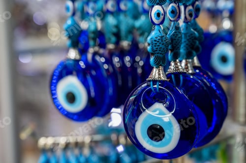 Preview: Istanbul, Turkey - January 2022 - Souvenirs for tourists at the Grand Bazaar