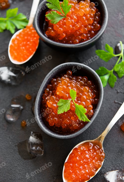 Preview: Red caviar in bowls