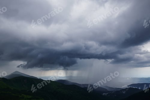 Preview: Impressive scene. Majestic Carpathian mountains. Beautiful landscape. Breathtaking view