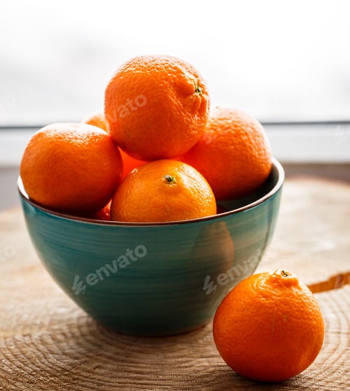 Preview: Tangerines on the wooden table