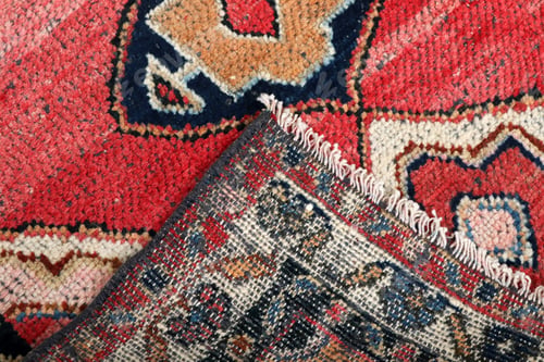 Preview: Textures and patterns in color from woven carpets
