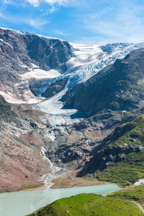 Preview: View to Steingletcher and Steinsee nearby Sustenpass