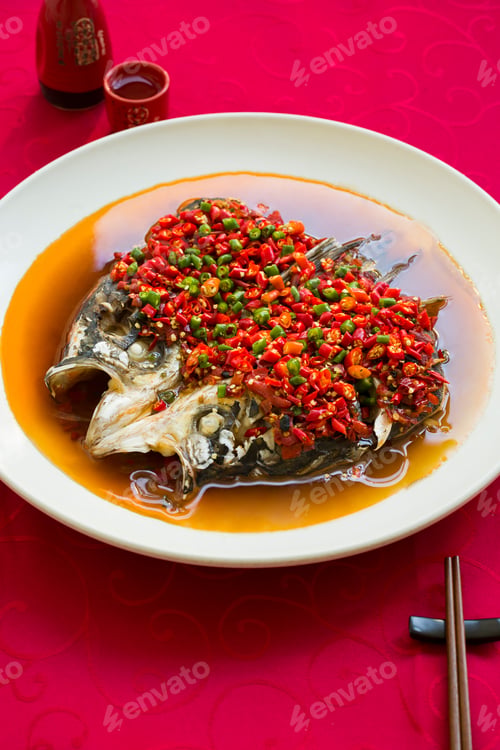 Preview: Chinese cuisine chili fish head