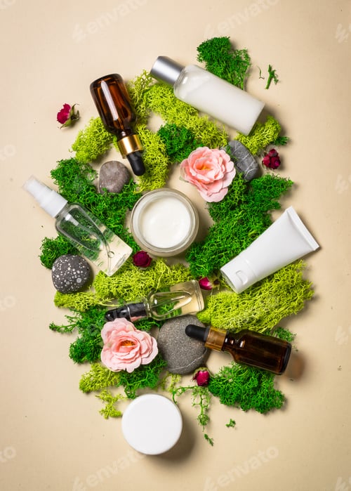 Preview: Natural cosmetic products with plants flowers and moss