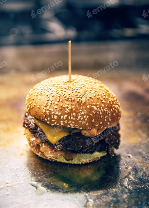 Preview: Delicious grilled burger