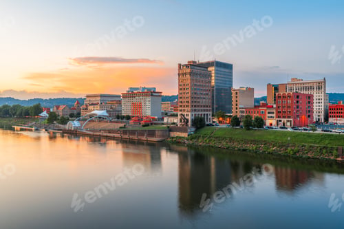 Preview: Charleston, West Virginia, USA Skyline on the Kanawha River