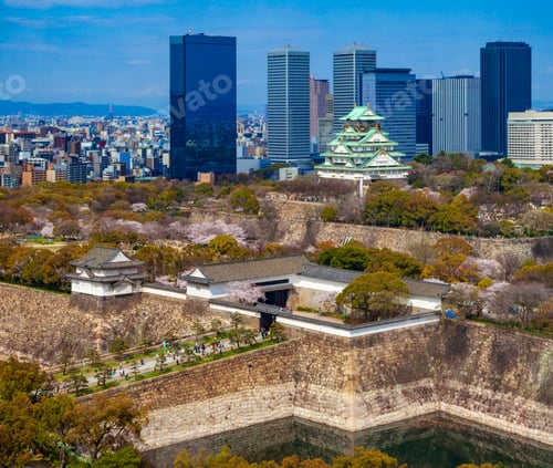 Preview: Osaka castle in cherry blossom season, Osaka, Japan