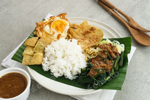 Preview: Nasi Pecel