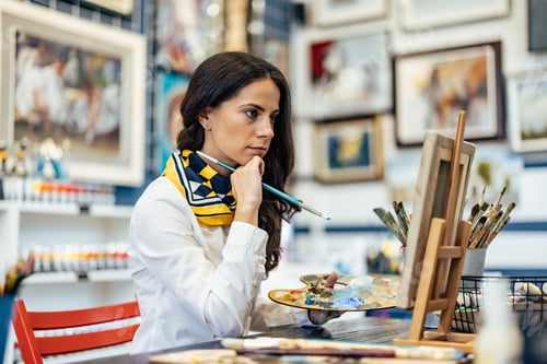 Preview: Adult woman, brainstorming before starting to work.