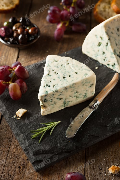 Preview: Organic Blue Cheese Wedge