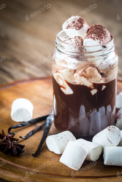 Preview: Hot chocolate with marshmallows