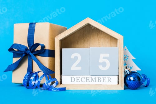 Preview: 25 december. Christmas composition on colored background