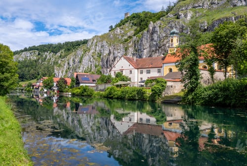 Preview: The idillic village Essing in the Altmühltal valley