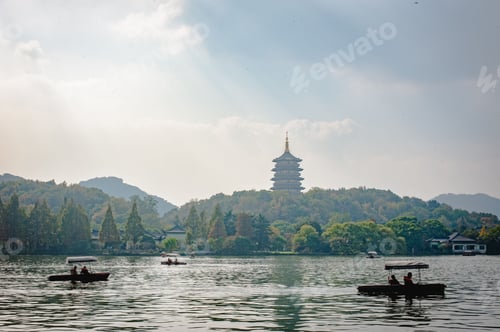 Preview: Leifeng Pagoda by West Lake in Hangzhou