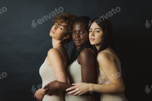 Preview: Beauty shot of multiracial group of women