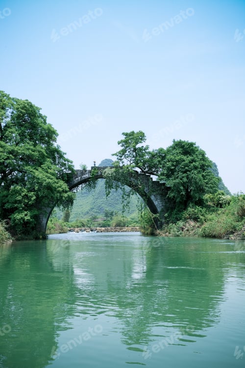 Preview: old stone bridge in yangshuo