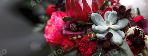 Preview: Bright red autumn designer bouquet peony, roses, succulents, Calla lilies close-up